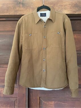 Nomad Men's Tan Sherpa-Lined Shirt Jacket